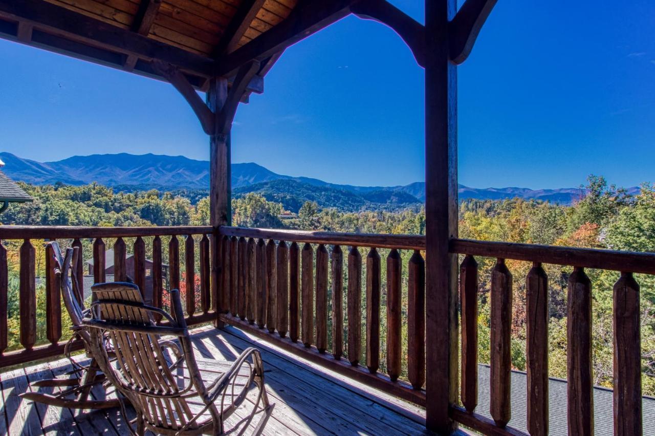 Lazy Bear Lodge, Hot Tub, Resort Pool, Wifi, 1089 Free Tickets Each Paid Day, Dollywood And More 蓋特林堡 外观 照片